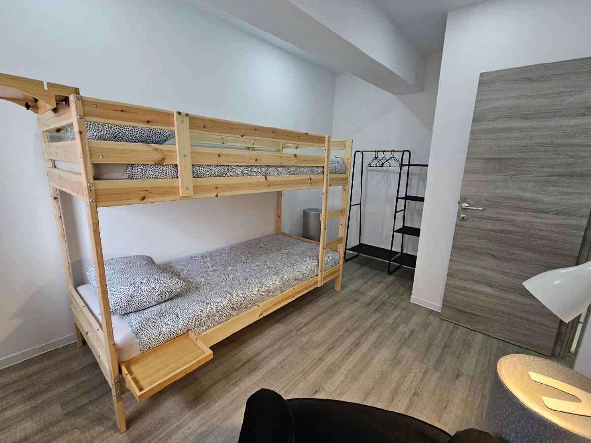 Appart'Hotel Trazegnies Courcelles Экстерьер фото