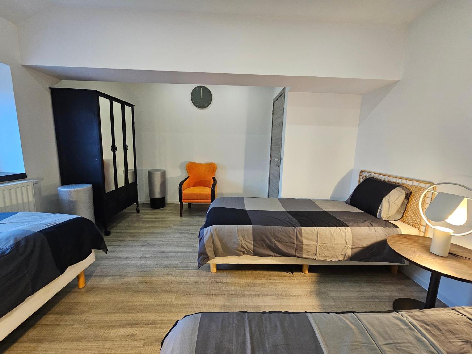 Appart'Hotel Trazegnies Courcelles Экстерьер фото