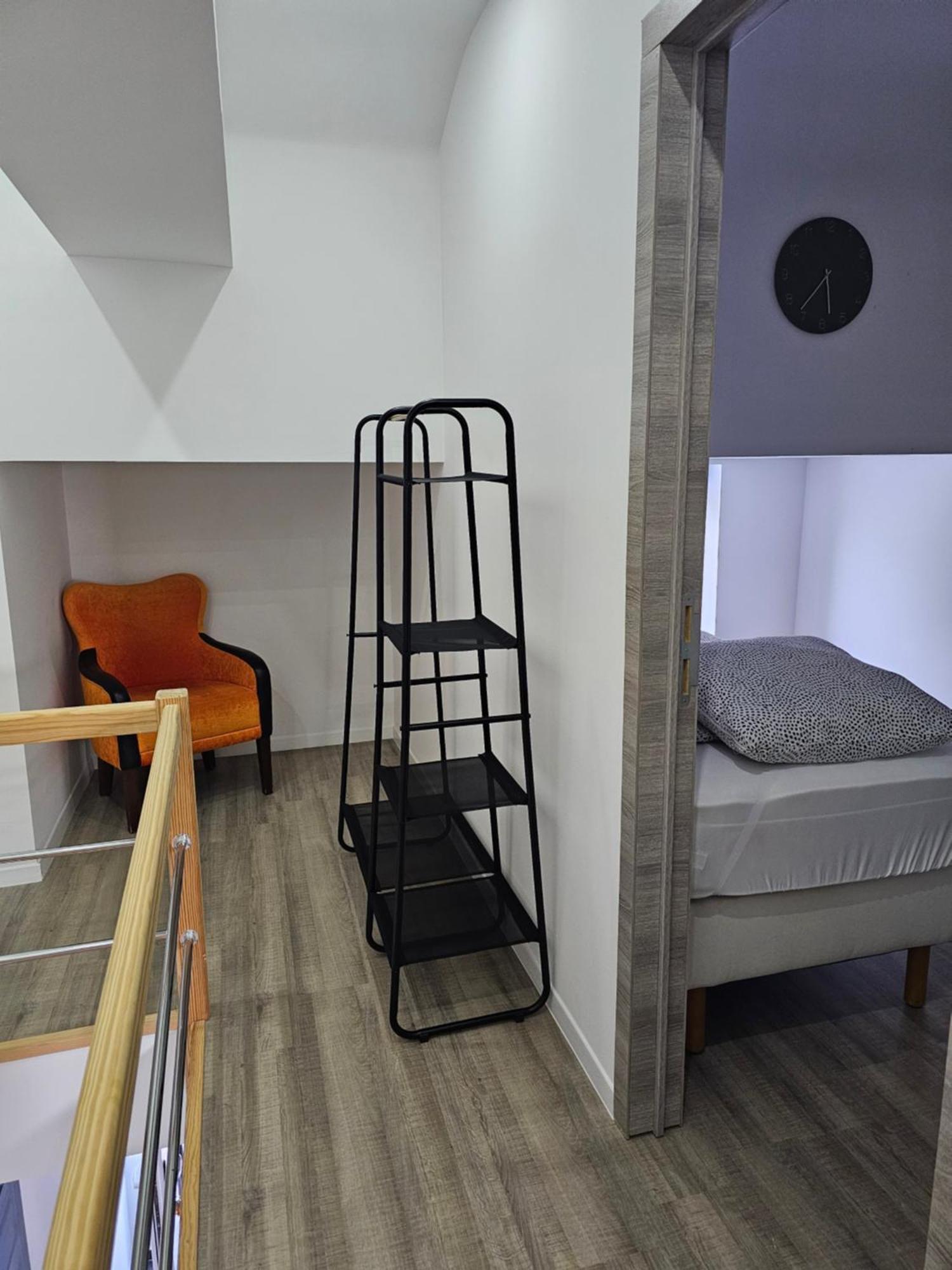 Appart'Hotel Trazegnies Courcelles Экстерьер фото
